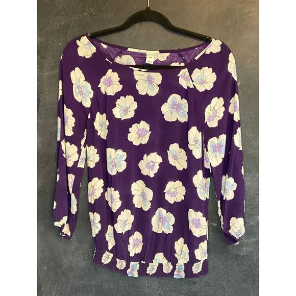 Old Navy Tops - Old Navy Purple Floral Shirt Size Small